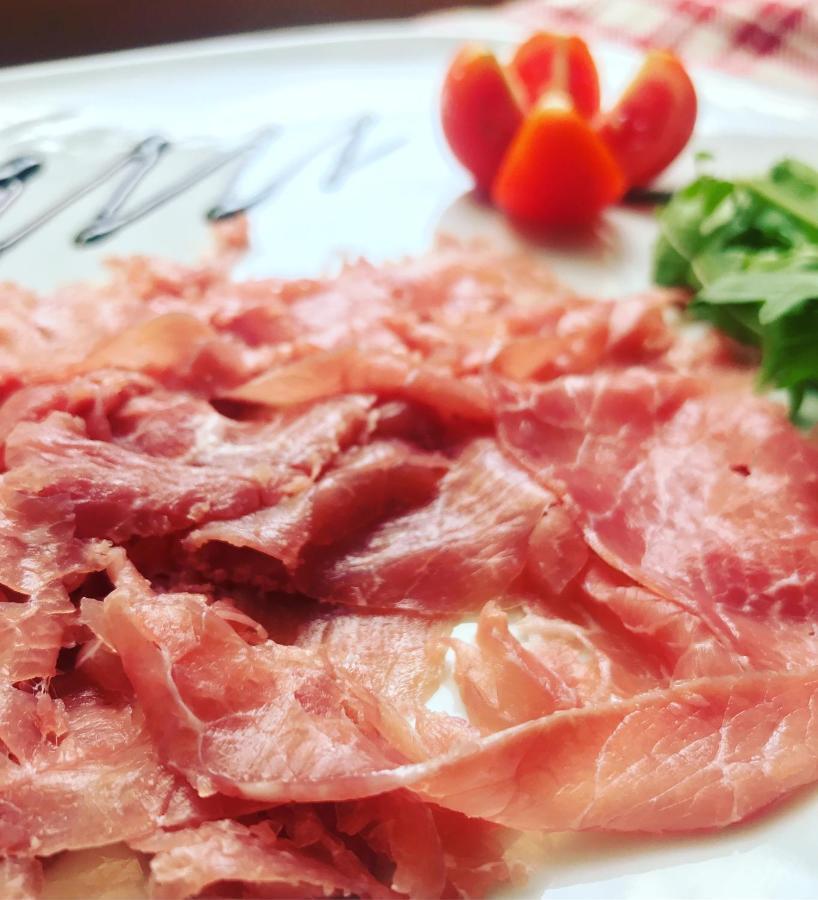 Locanda "Al Terrazzo" Erbezzo Bagian luar foto