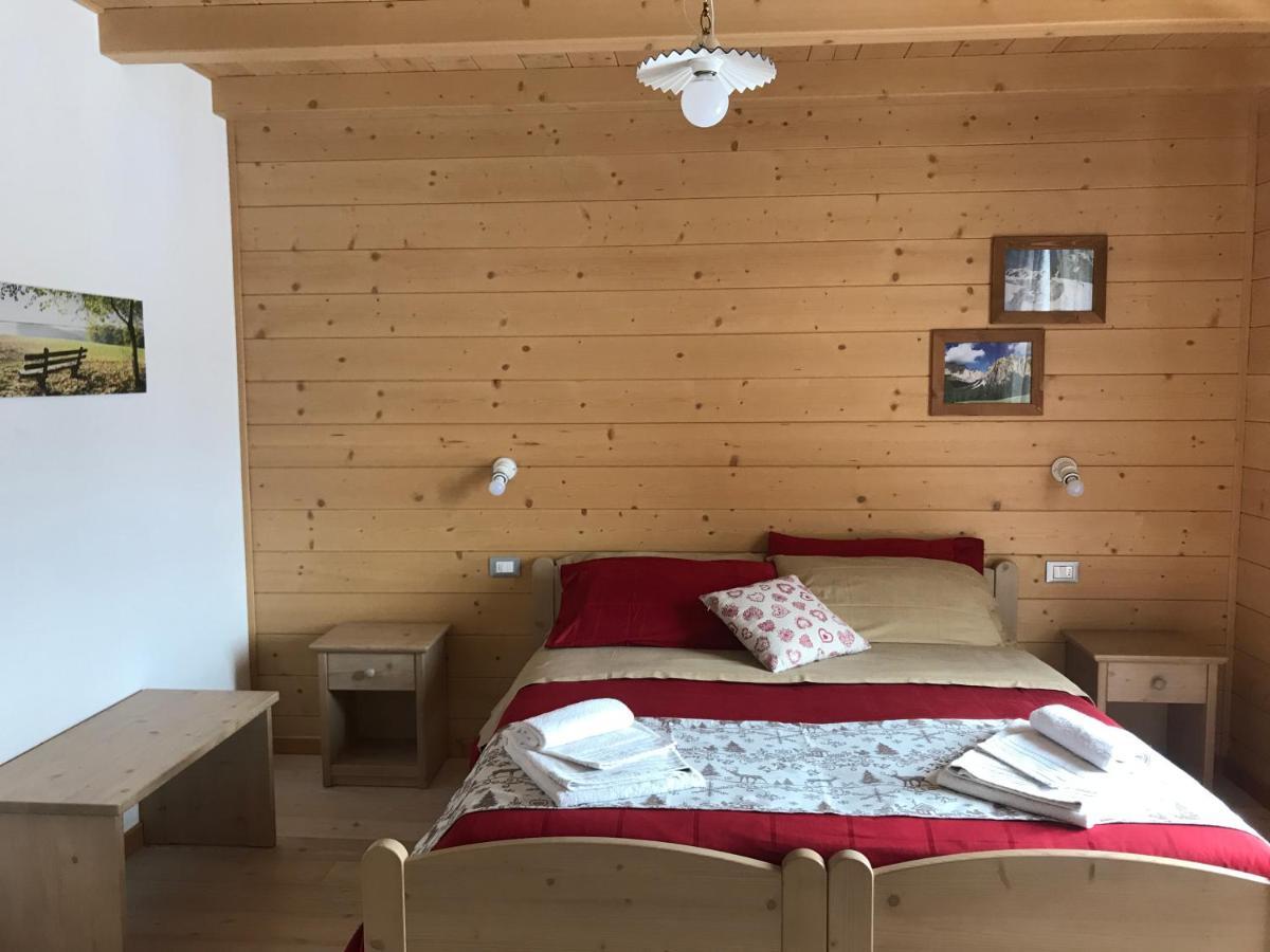 Locanda "Al Terrazzo" Erbezzo Bagian luar foto
