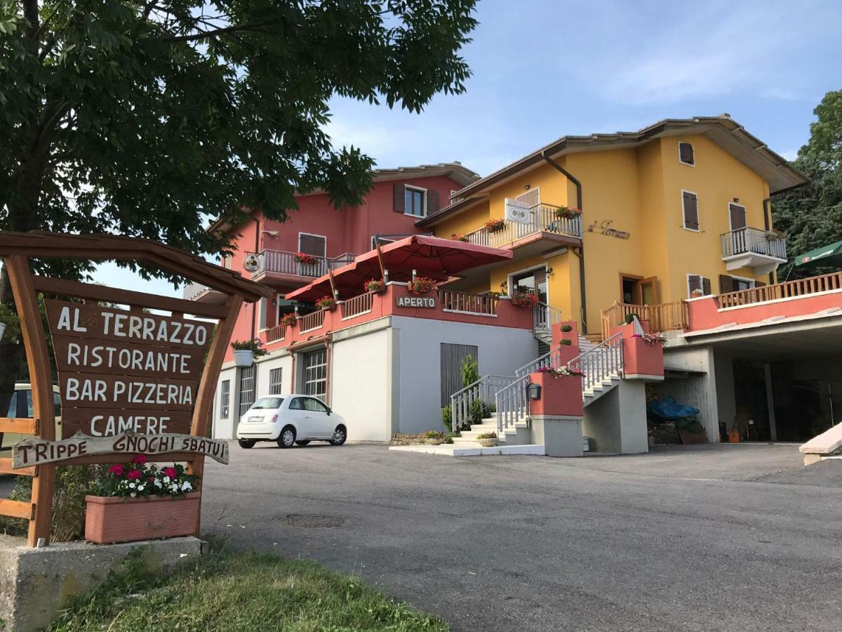 Locanda "Al Terrazzo" Erbezzo Bagian luar foto